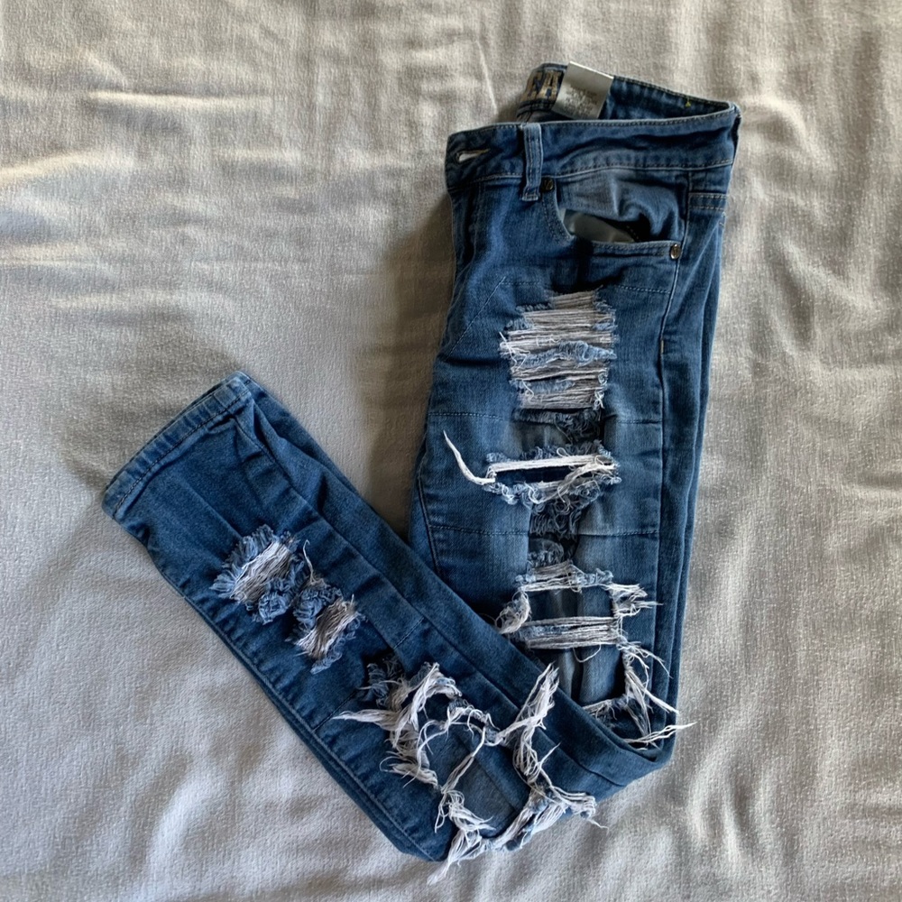 distressed VIP Jeans